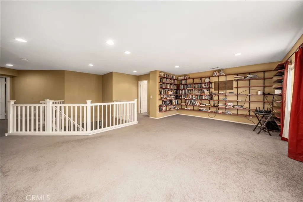 43219 Fanchon Avenue, Lancaster, California 93536 home-pic-24