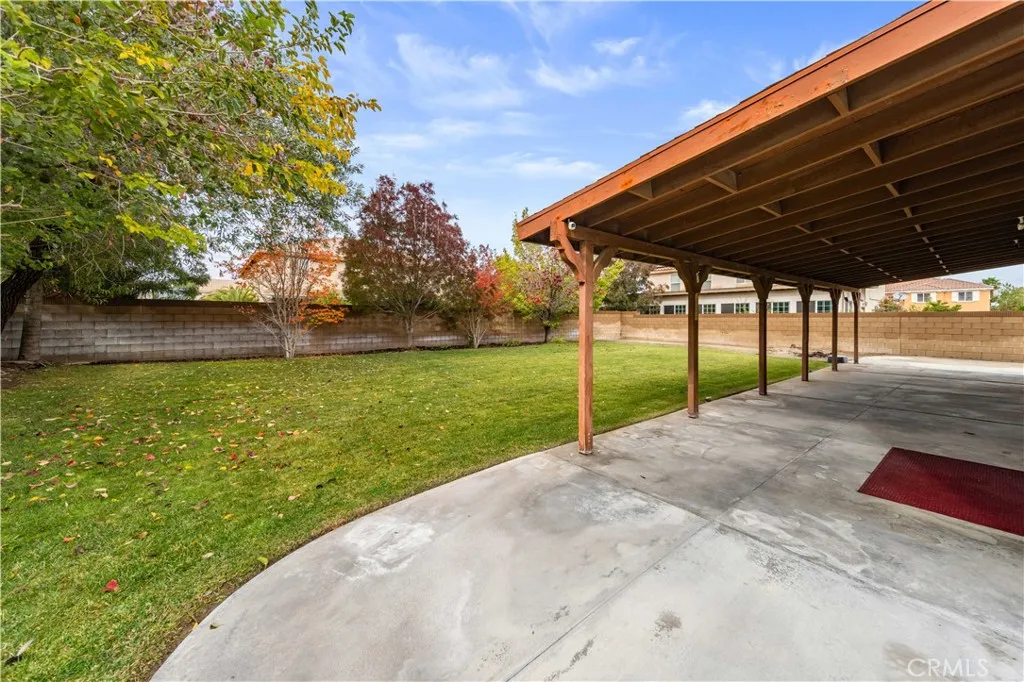 43219 Fanchon Avenue, Lancaster, California 93536 home-pic-44