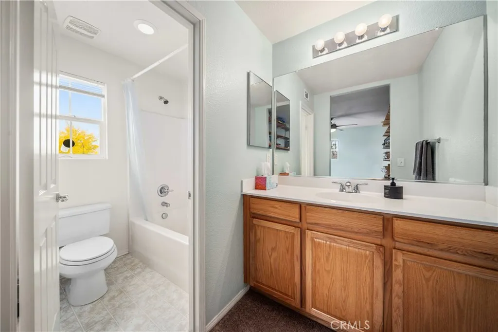43219 Fanchon Avenue, Lancaster, California 93536 home-pic-29