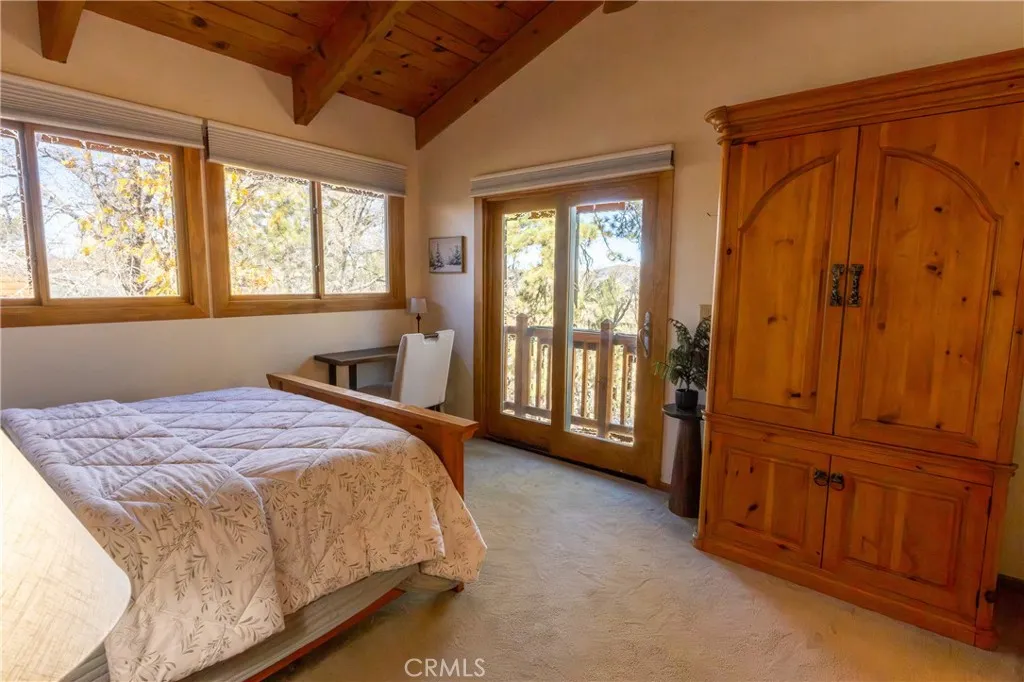 1240 Sheephorn, Big Bear City, California 92314 home-pic-19