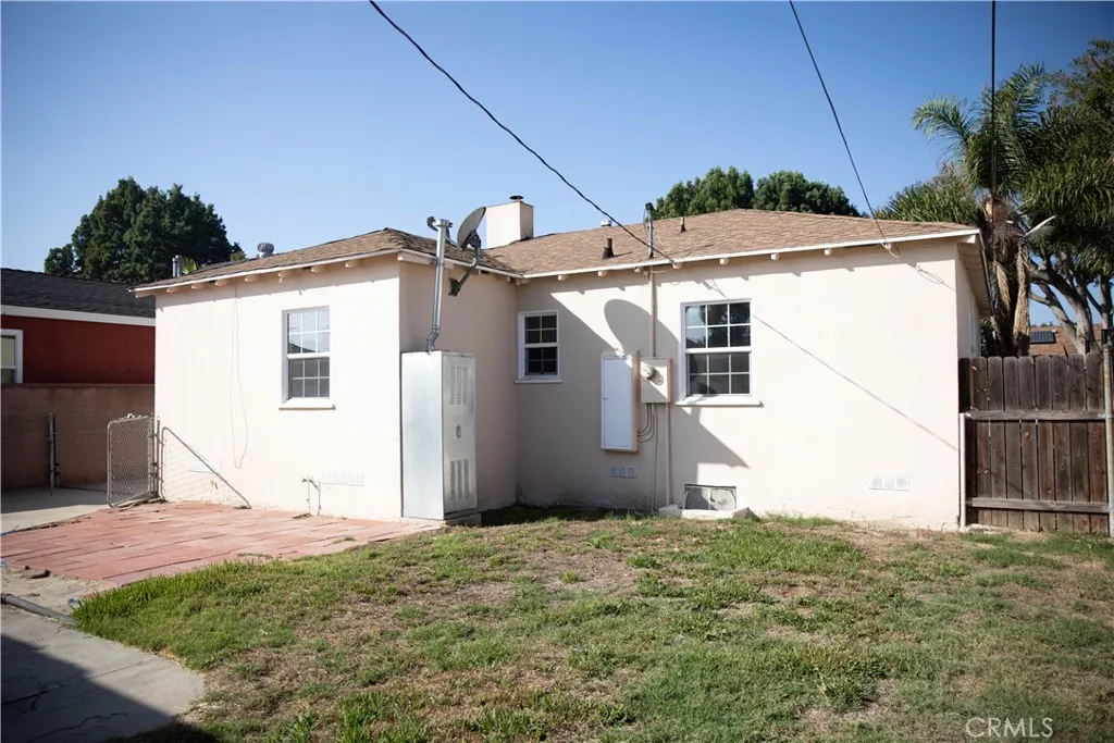 9726 Kauffman Avenue, South Gate, California 91355 home-pic-28