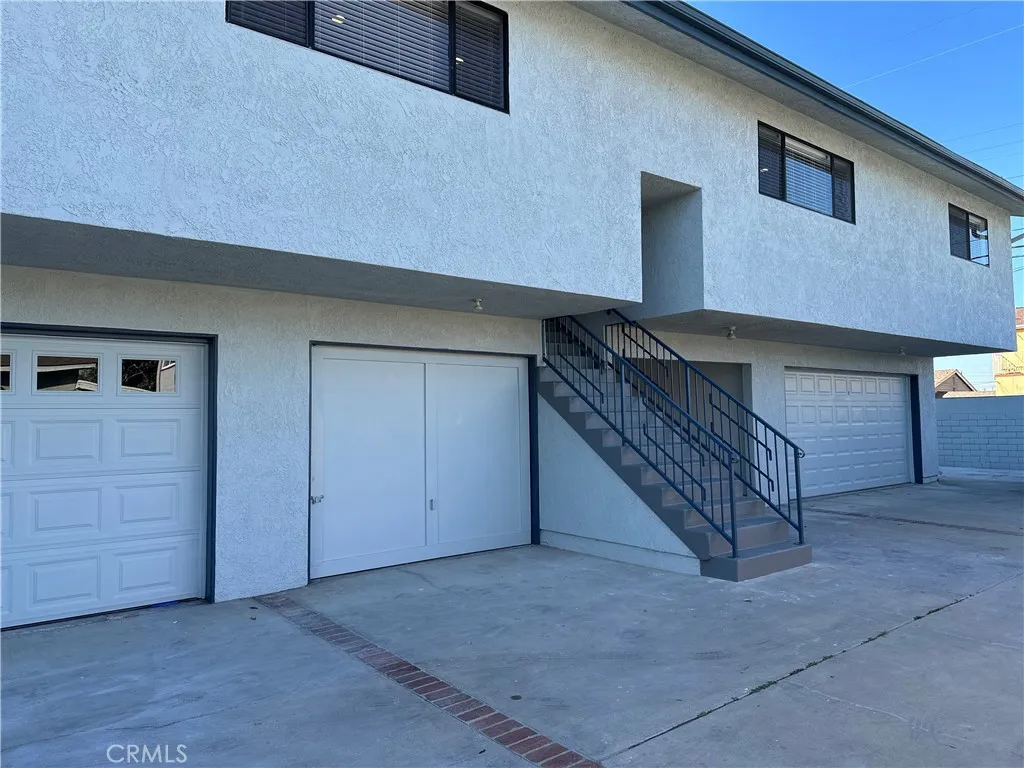 1303 W 163rd St, Gardena, California 90247 home-pic-9