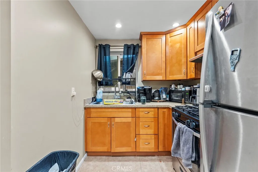 13191 13189 Herron Street, Sylmar, California 91342 home-pic-4