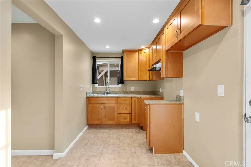 13191 13189 Herron Street, Sylmar, California 91342 home-pic-6