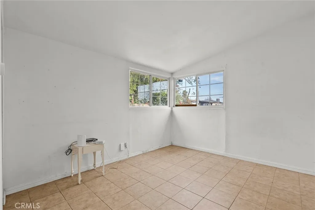 13191 13189 Herron Street, Sylmar, California 91342 home-pic-21