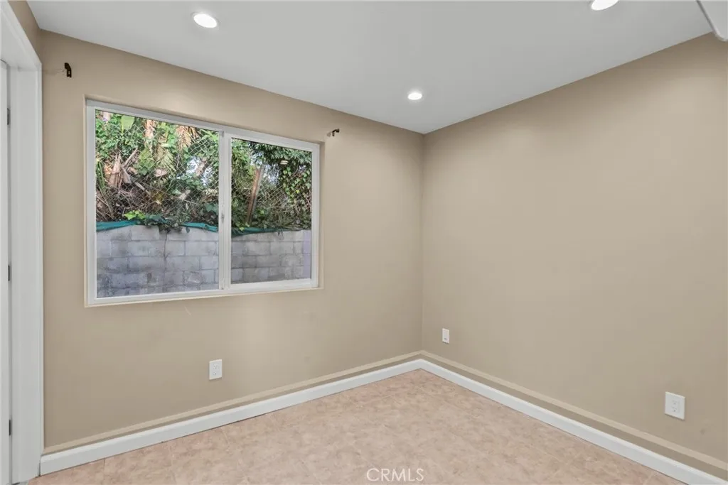 13191 13189 Herron Street, Sylmar, California 91342 home-pic-11