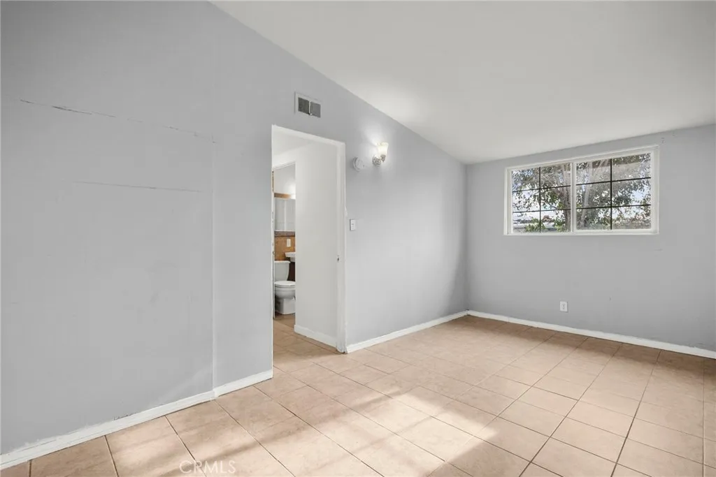 13191 13189 Herron Street, Sylmar, California 91342 home-pic-25