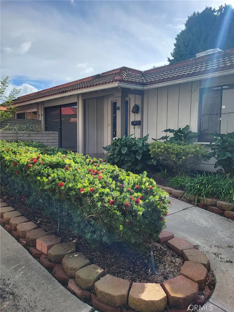 3079 Via Serena S A, Laguna Woods, California 92637 home-pic-0