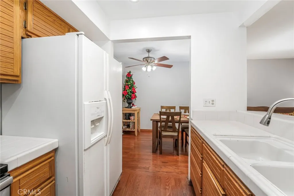 25712 Le Parc 48, Lake Forest, California 92630 home-pic-7