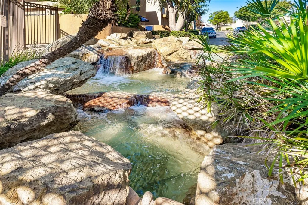 25712 Le Parc 48, Lake Forest, California 92630 home-pic-25