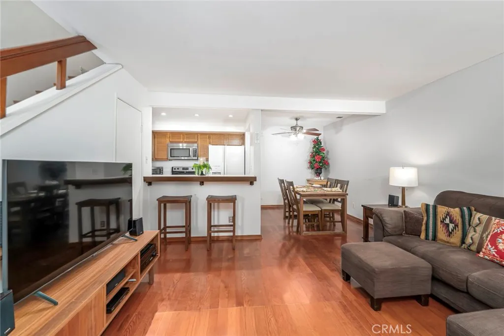 25712 Le Parc 48, Lake Forest, California 92630 home-pic-2