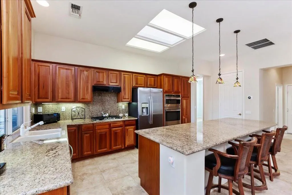 78638 Sunrise Canyon Avenue, Palm Desert, California 92211 home-pic-12