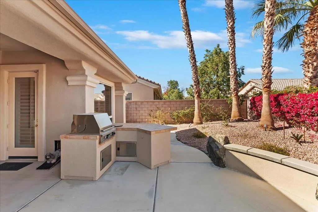 78638 Sunrise Canyon Avenue, Palm Desert, California 92211 home-pic-26