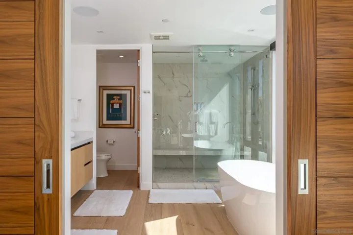 Primary Bath/Spa