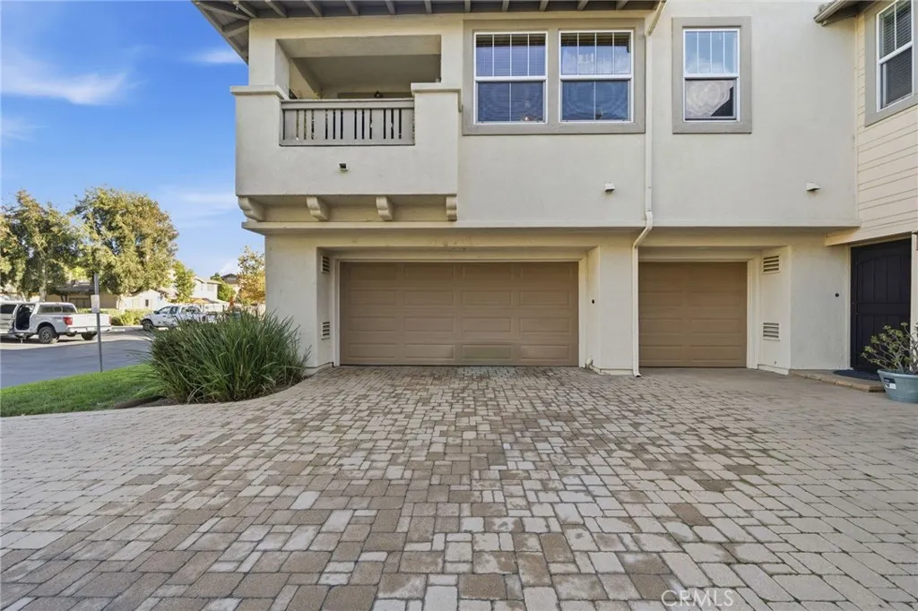 24731 Valleywalk Street 5, Murrieta, California 92562 home-pic-35