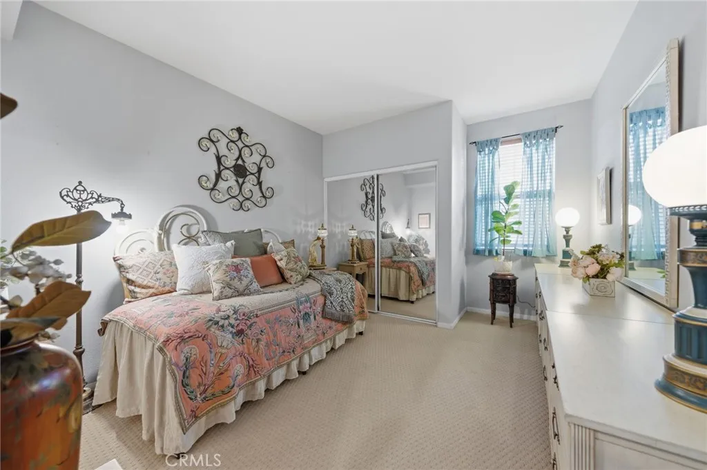24731 Valleywalk Street 5, Murrieta, California 92562 home-pic-15