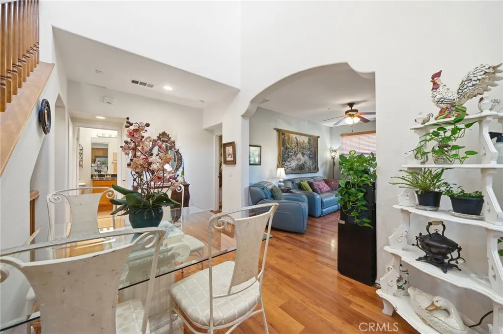 24731 Valleywalk Street 5, Murrieta, California 92562 home-pic-12