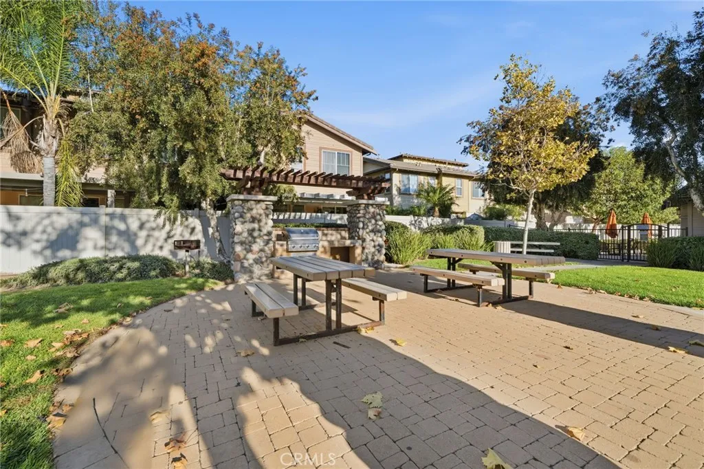 24731 Valleywalk Street 5, Murrieta, California 92562 home-pic-28