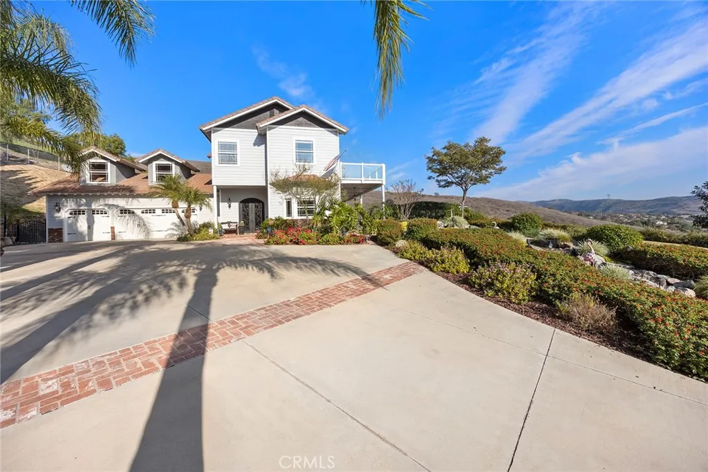 3871 Crest, Yorba Linda, California 92886 home-pic-57