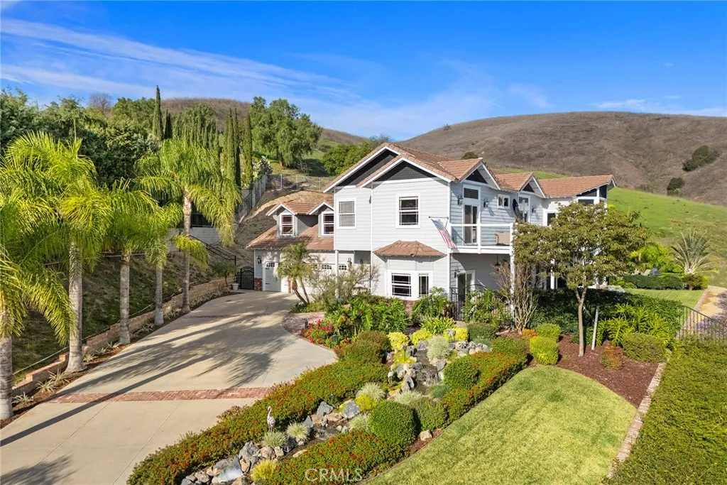 3871 Crest, Yorba Linda, California 92886 home-pic-56