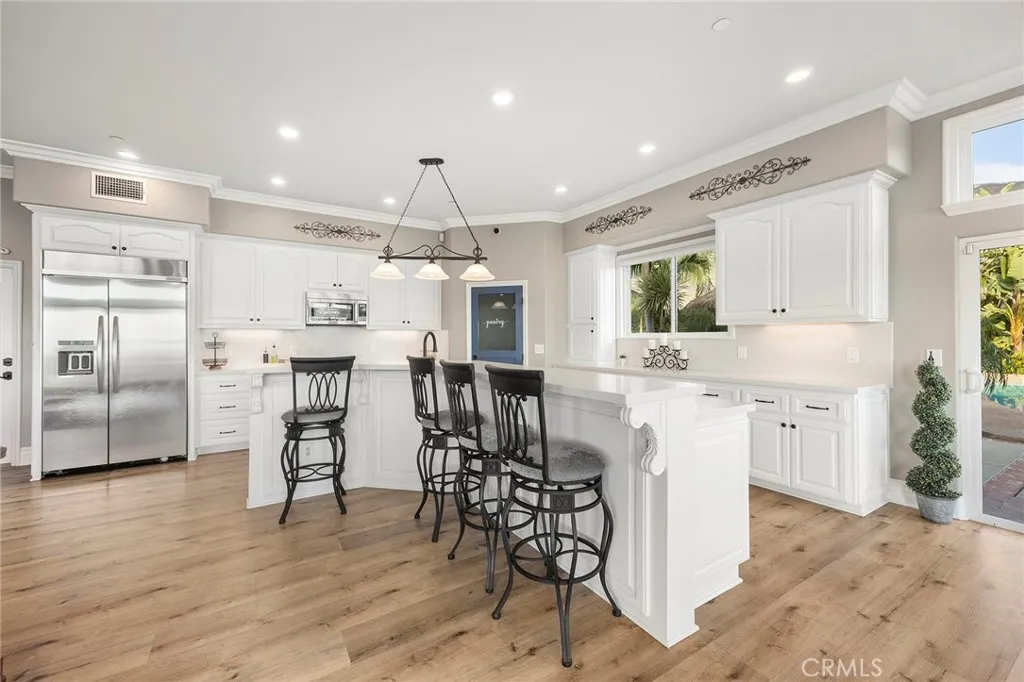 3871 Crest, Yorba Linda, California 92886 home-pic-10
