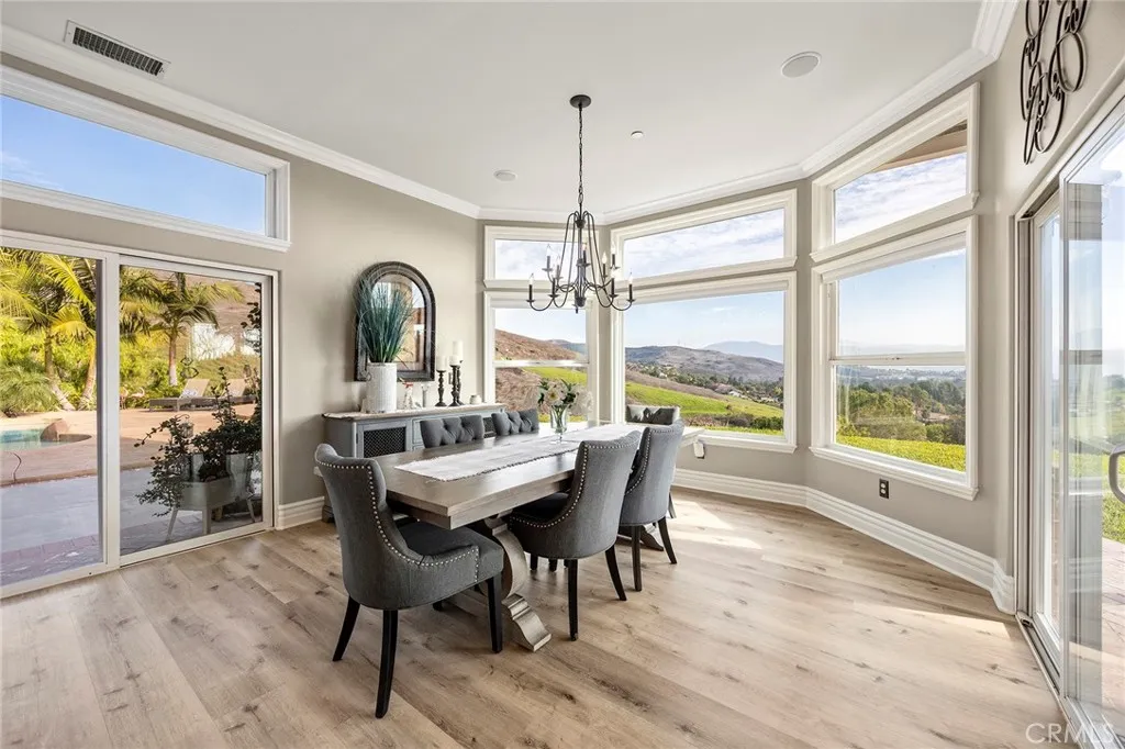 3871 Crest, Yorba Linda, California 92886 home-pic-14