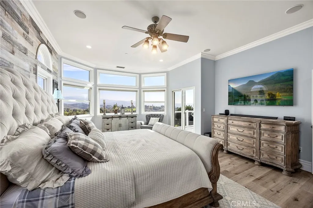 3871 Crest, Yorba Linda, California 92886 home-pic-38