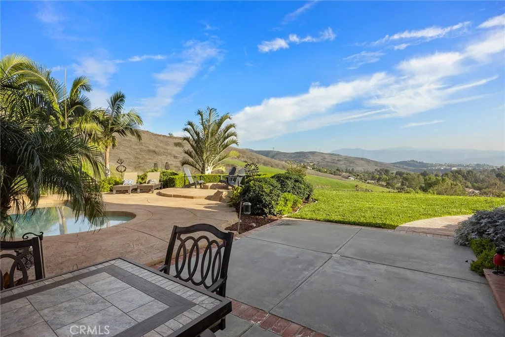 3871 Crest, Yorba Linda, California 92886 home-pic-51