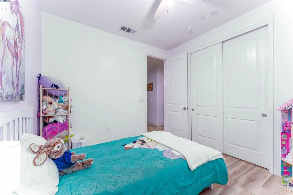 353 Barn Dance Way, Oakley, California 94561 home-pic-23