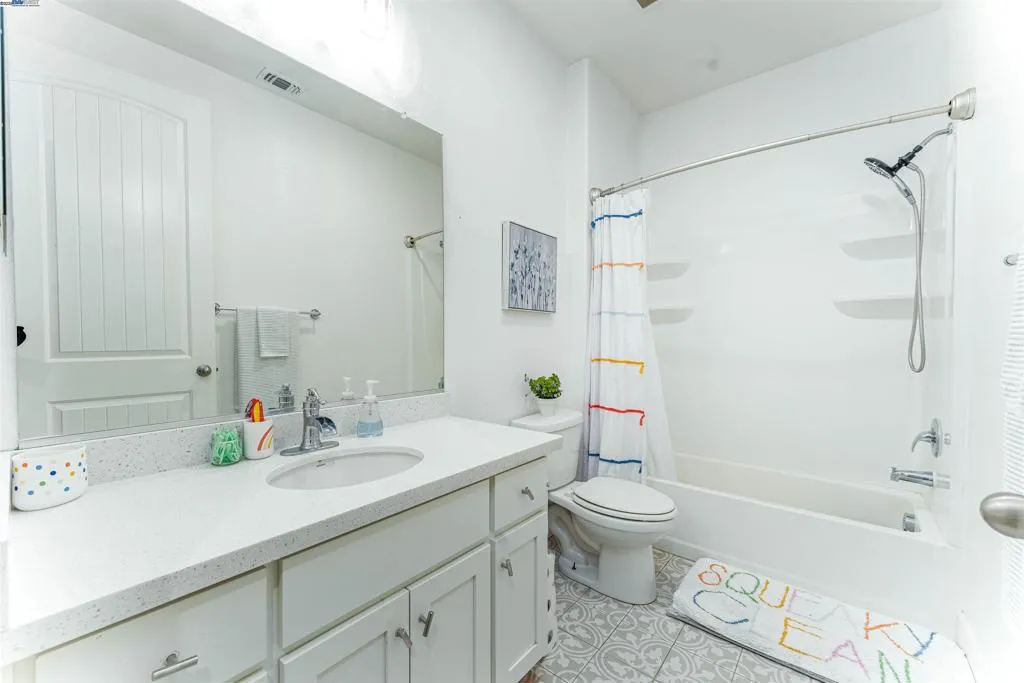 353 Barn Dance Way, Oakley, California 94561 home-pic-21