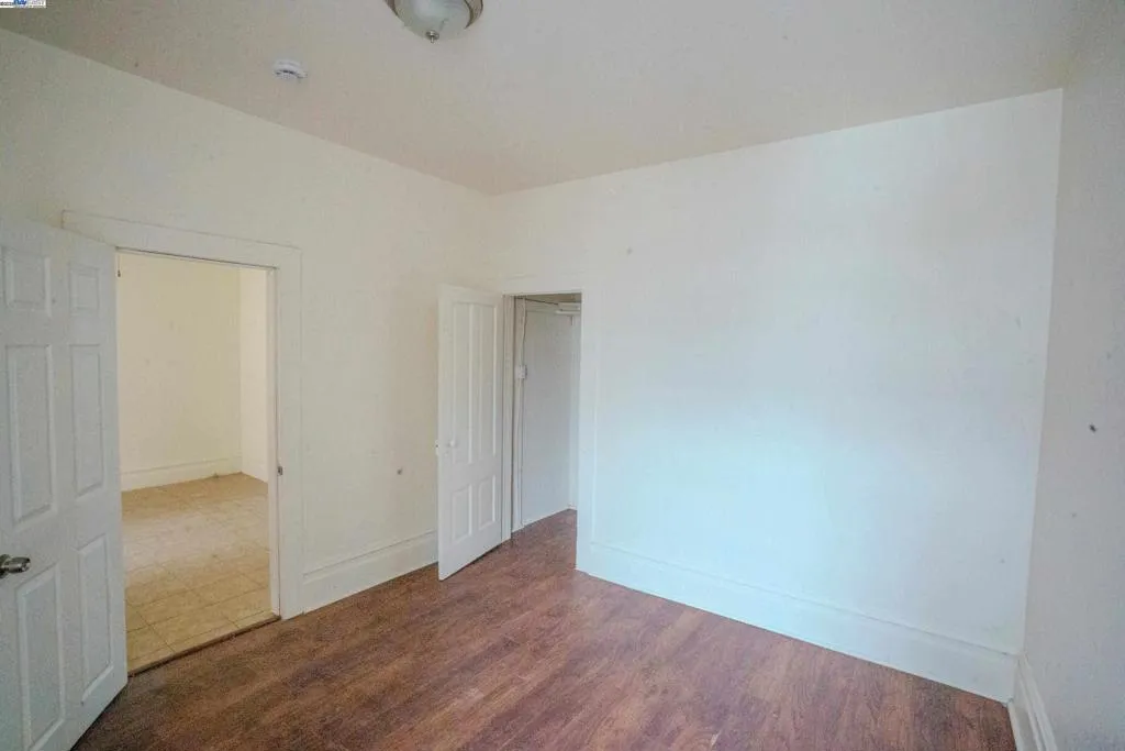 866 Isabella St, Oakland, California 94607 home-pic-10