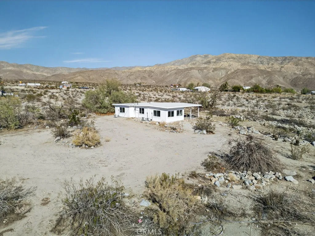 22700 Tamyran, Desert Hot Springs, California 92241 home-pic-47