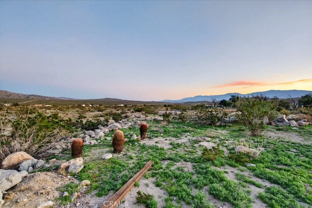 22700 Tamyran, Desert Hot Springs, California 92241 home-pic-43
