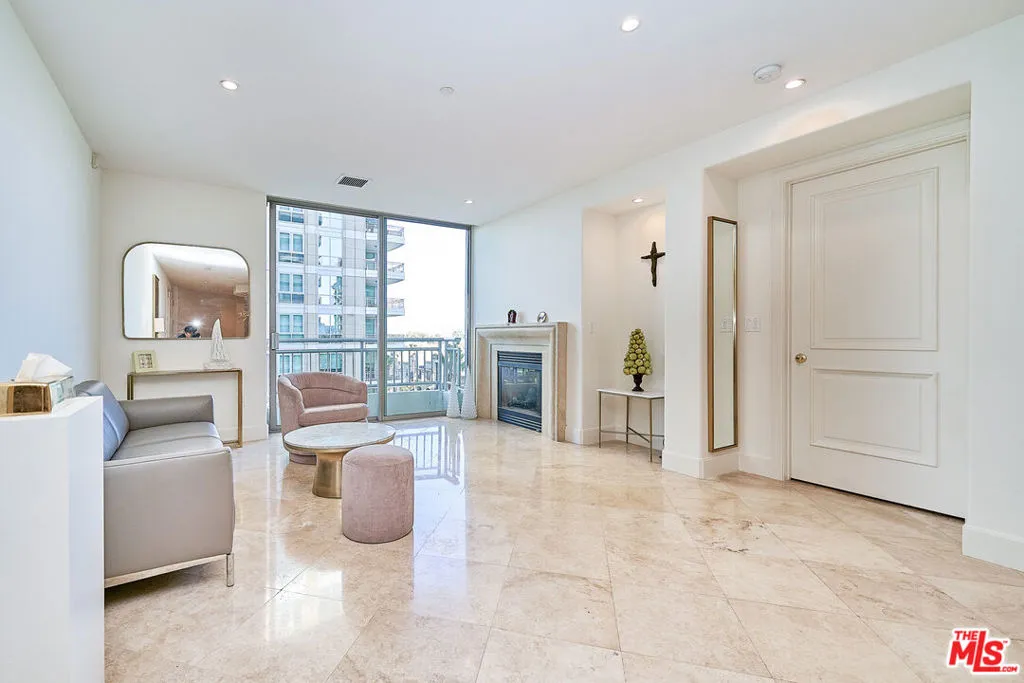 5072 Scholarship 505d, Irvine, California 92612 home-pic-10