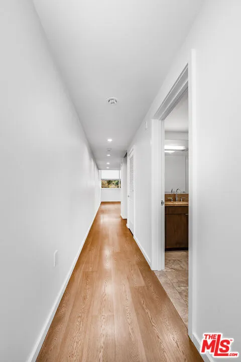 1705 Ocean Ave, Santa Monica, California 90401 home-pic-47