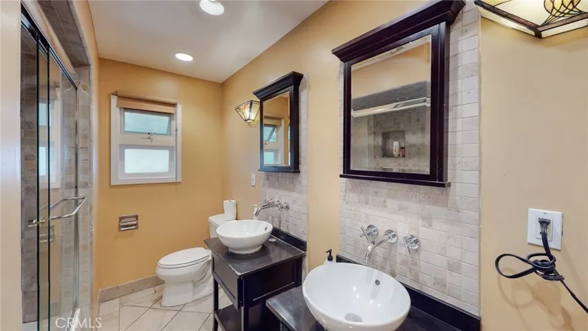 Upstairs bathroom