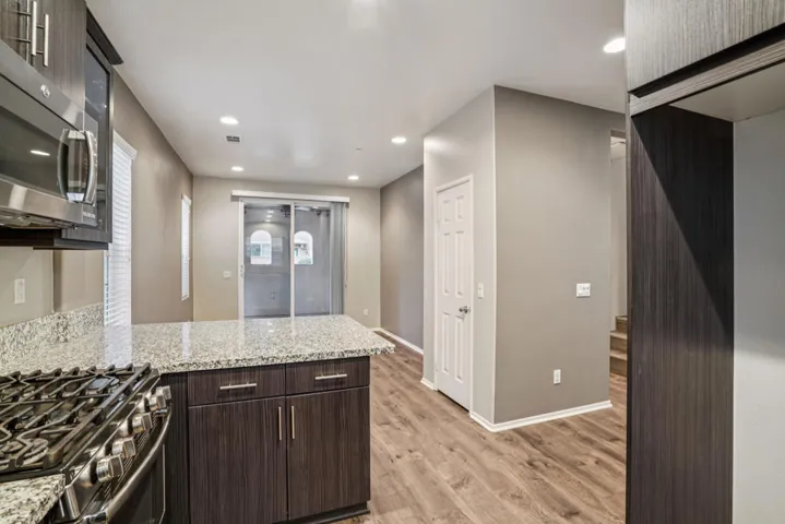 11-print-- 414 Via De La Paz-S0201-1-011