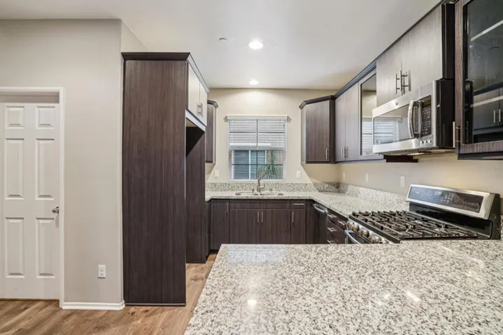 7-print-- 414 Via De La Paz-S0201-1-007