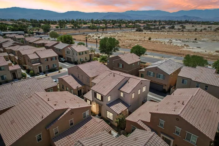 67-web-or-mls-VT-1208-2