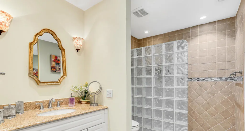 27 Bath M Revised 27 Bath M Revised