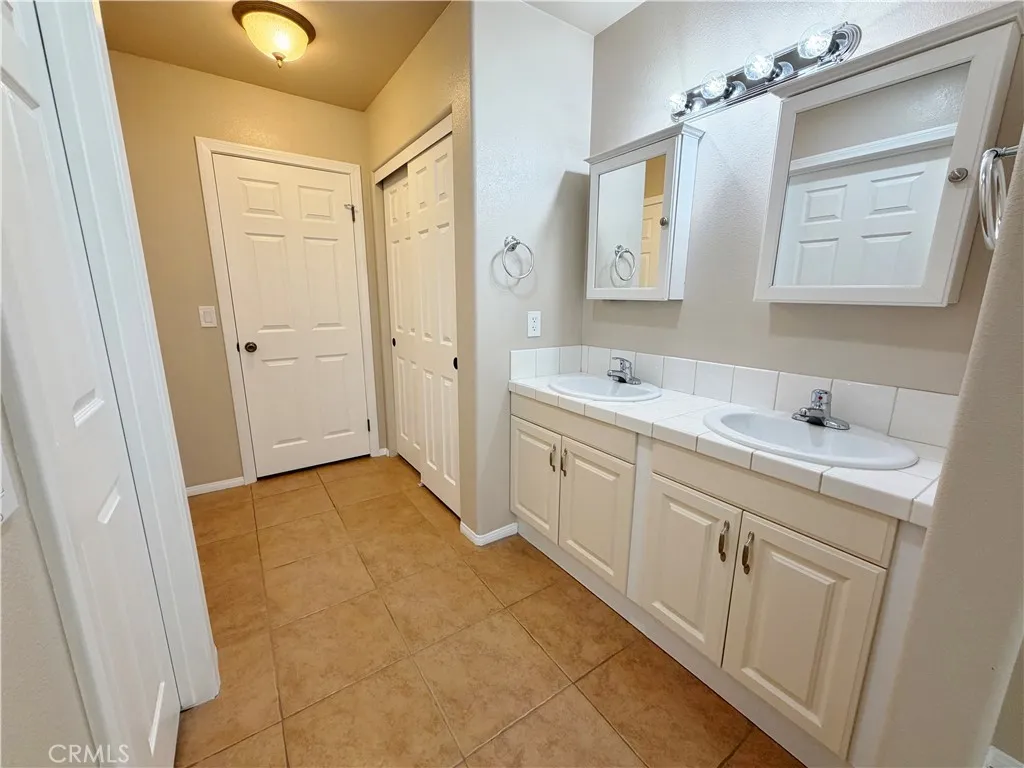 6963 Utah Trail, 29 Palms, California 92277 home-pic-14