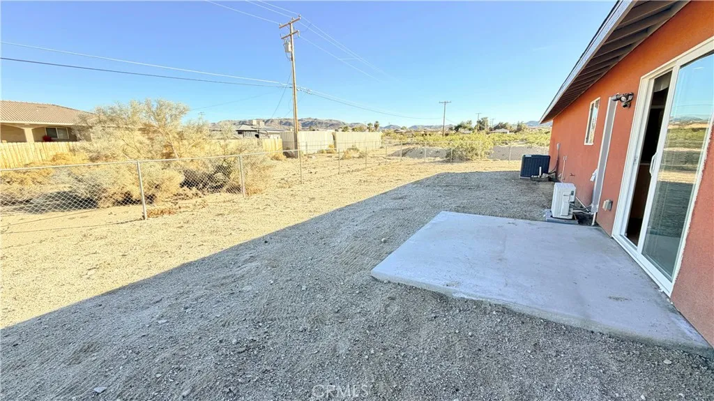 6963 Utah Trail, 29 Palms, California 92277 home-pic-24