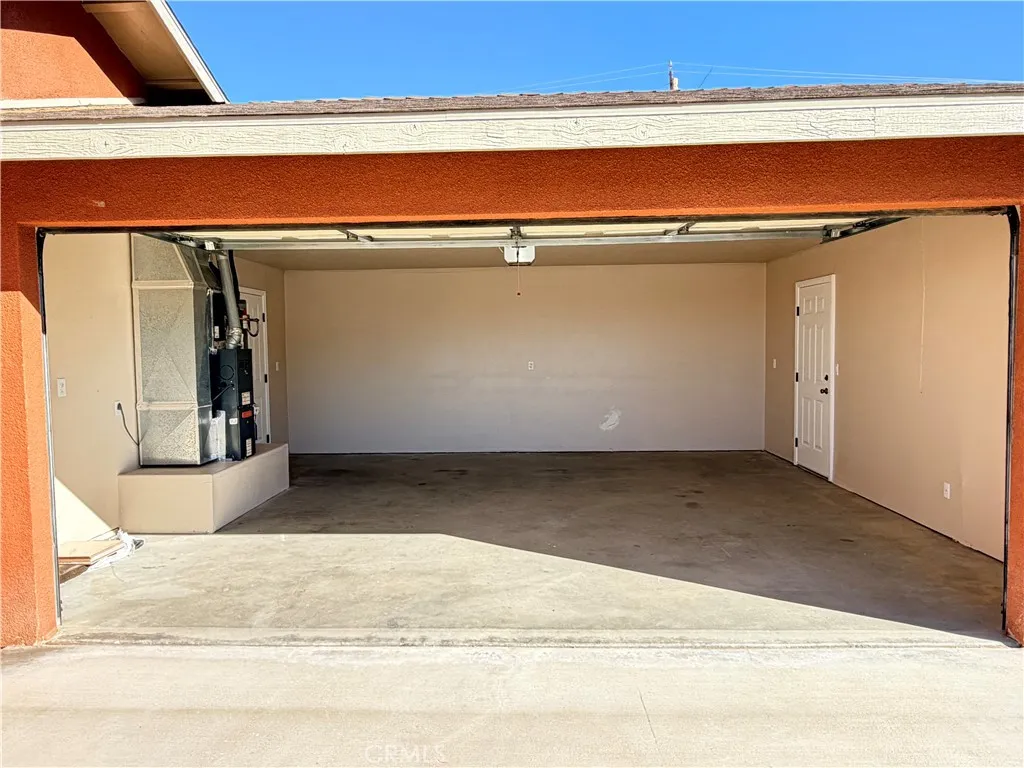 6963 Utah Trail, 29 Palms, California 92277 home-pic-28