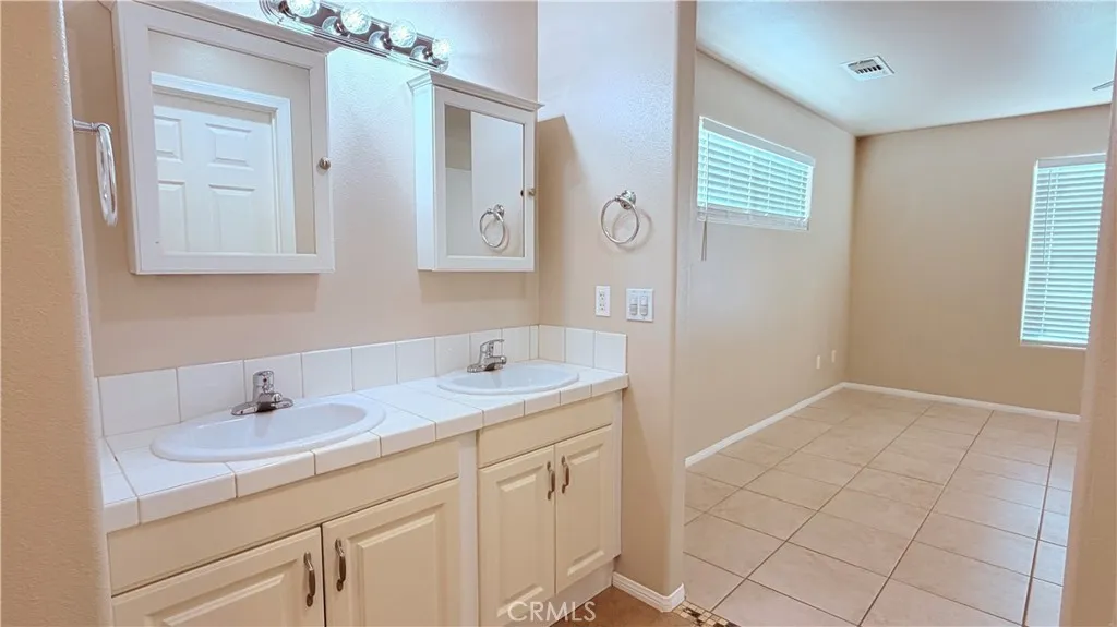 6963 Utah Trail, 29 Palms, California 92277 home-pic-15