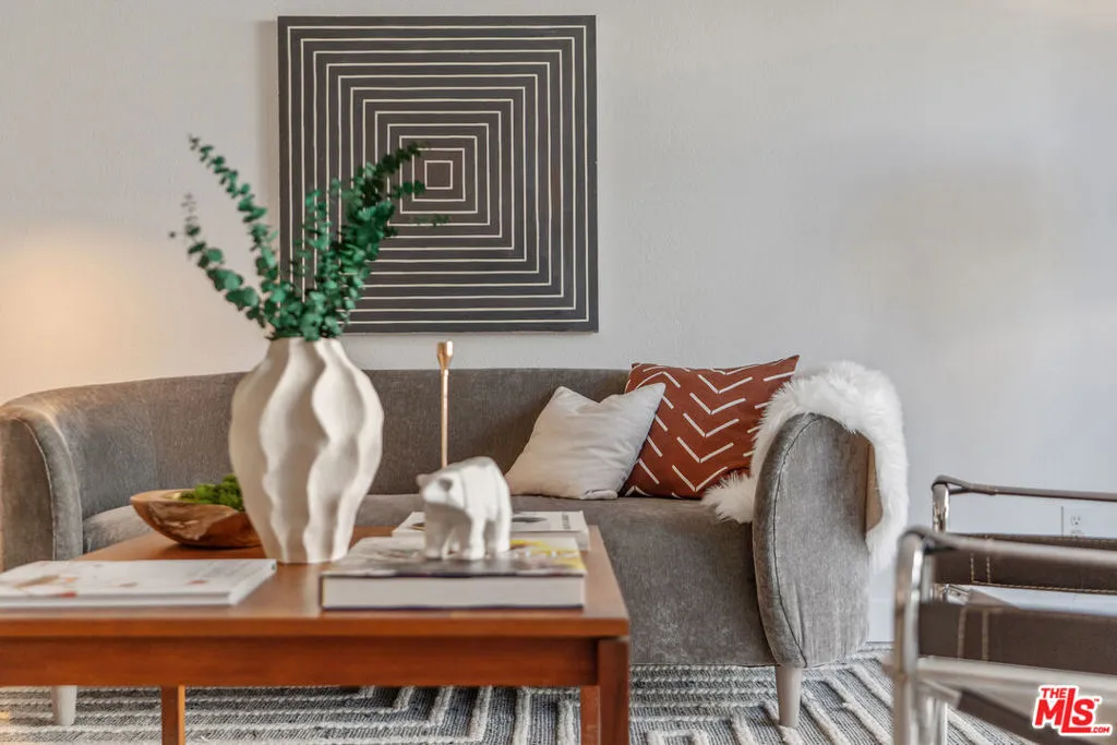 4900 Overland Avenue 243, Culver City, California 90230 home-pic-3