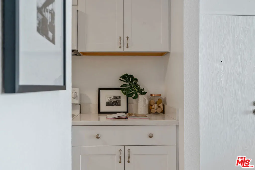 4900 Overland Avenue 243, Culver City, California 90230 home-pic-9