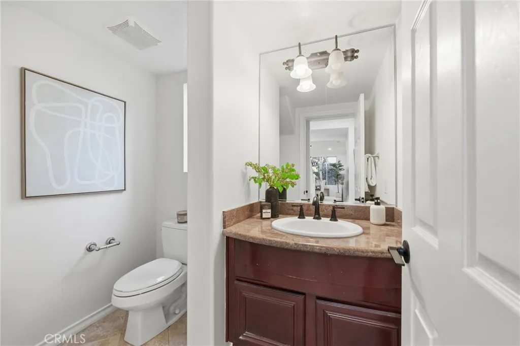 2 Sunswept Mesa, Aliso Viejo, California 92656 home-pic-13
