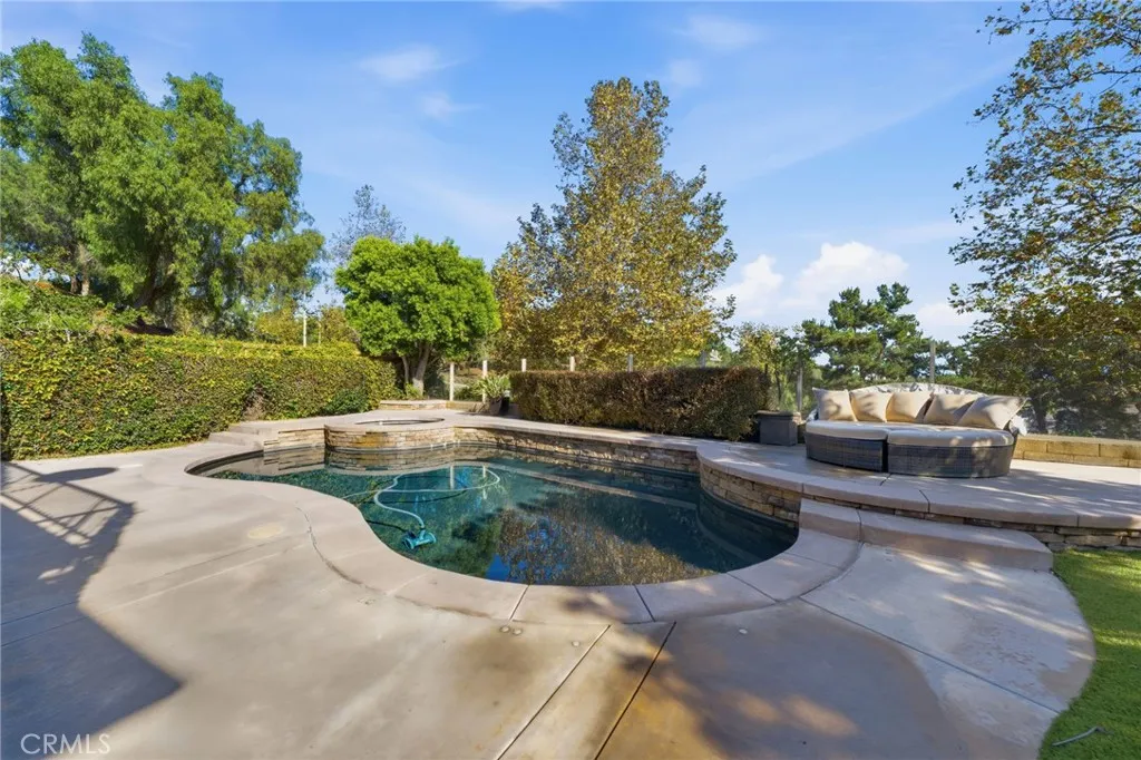 2 Sunswept Mesa, Aliso Viejo, California 92656 home-pic-23