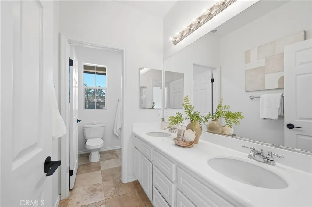 2 Sunswept Mesa, Aliso Viejo, California 92656 home-pic-43