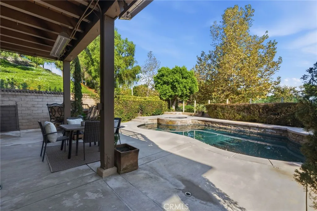 2 Sunswept Mesa, Aliso Viejo, California 92656 home-pic-25